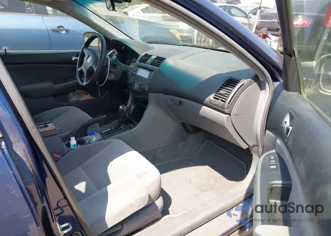 2005 Honda Accord 2.4 Lx from USA, damaged, VIN 1HGCM56435A042464